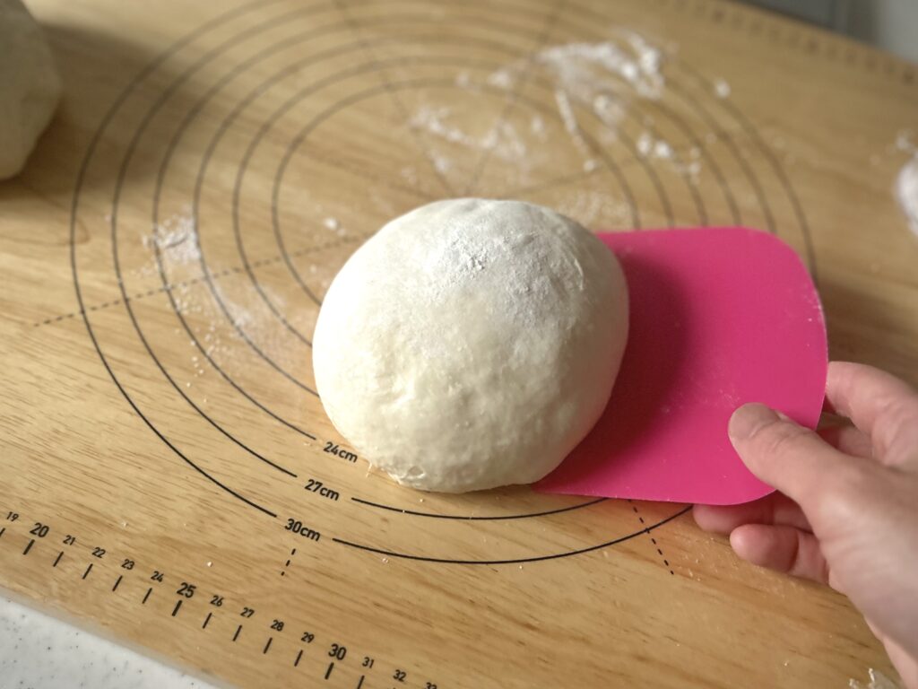 粉をふってひっくり返す