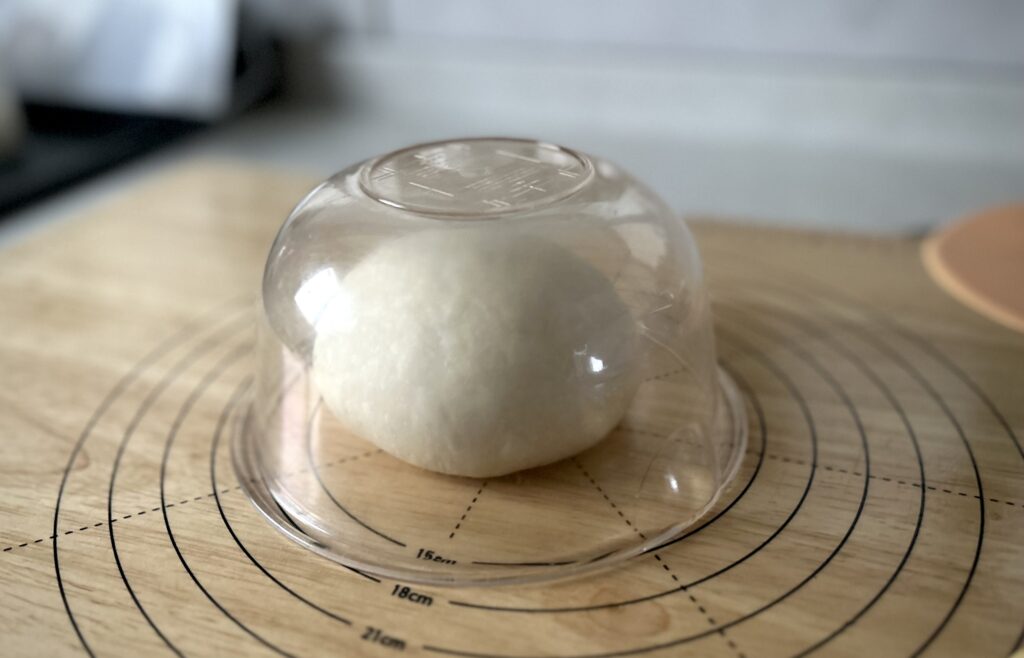乾燥しないようにボールをかぶせる